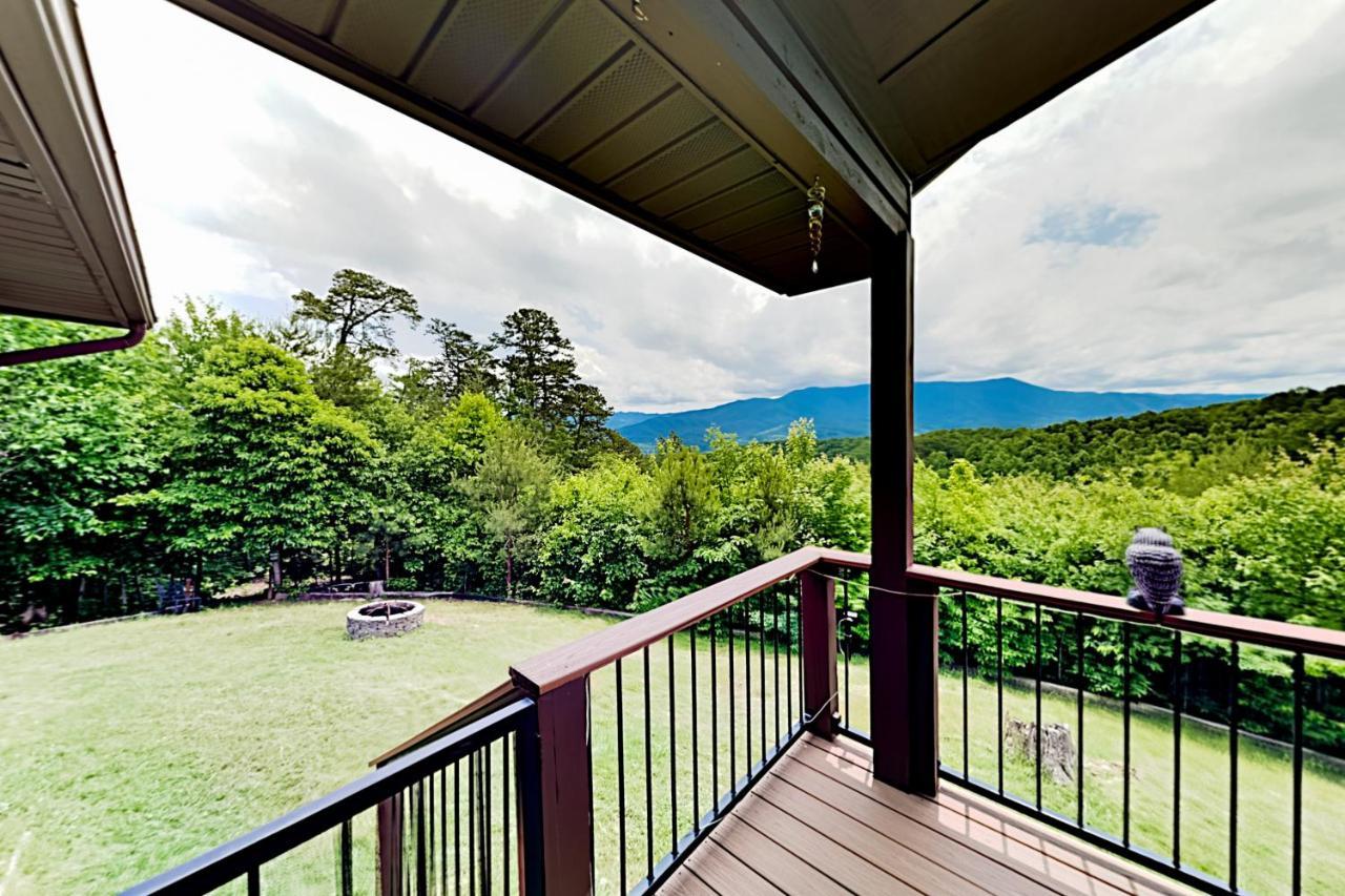 Majestic Leconte Villa Гетлинбург Екстериор снимка